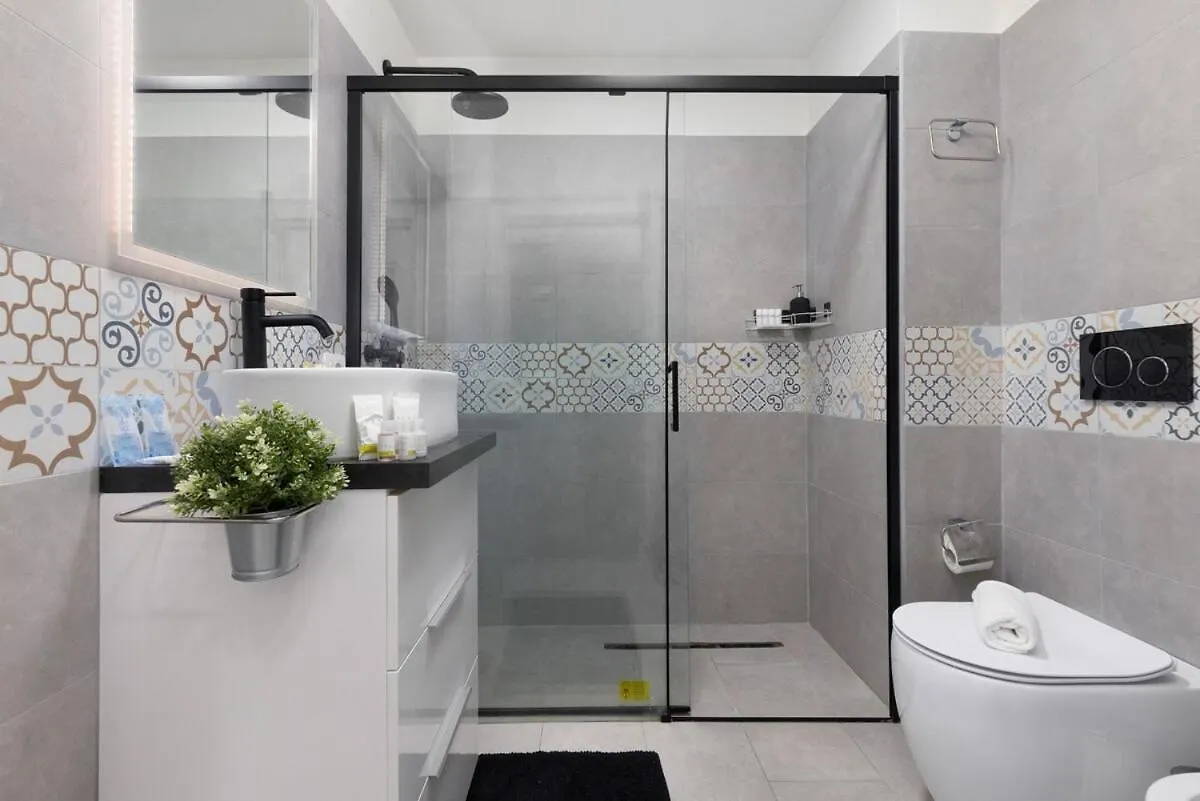 Elegant Junior Home Milano Ac & Fast Wi-Fi 0*, 밀라노